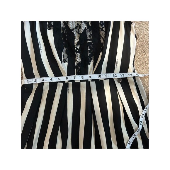 Guess Los Angeles Black and White Stripe Lace Tie Belt Dress Size Small - Picture 7 of 7